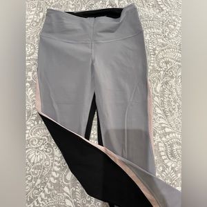 Victoria’s Secret leggings